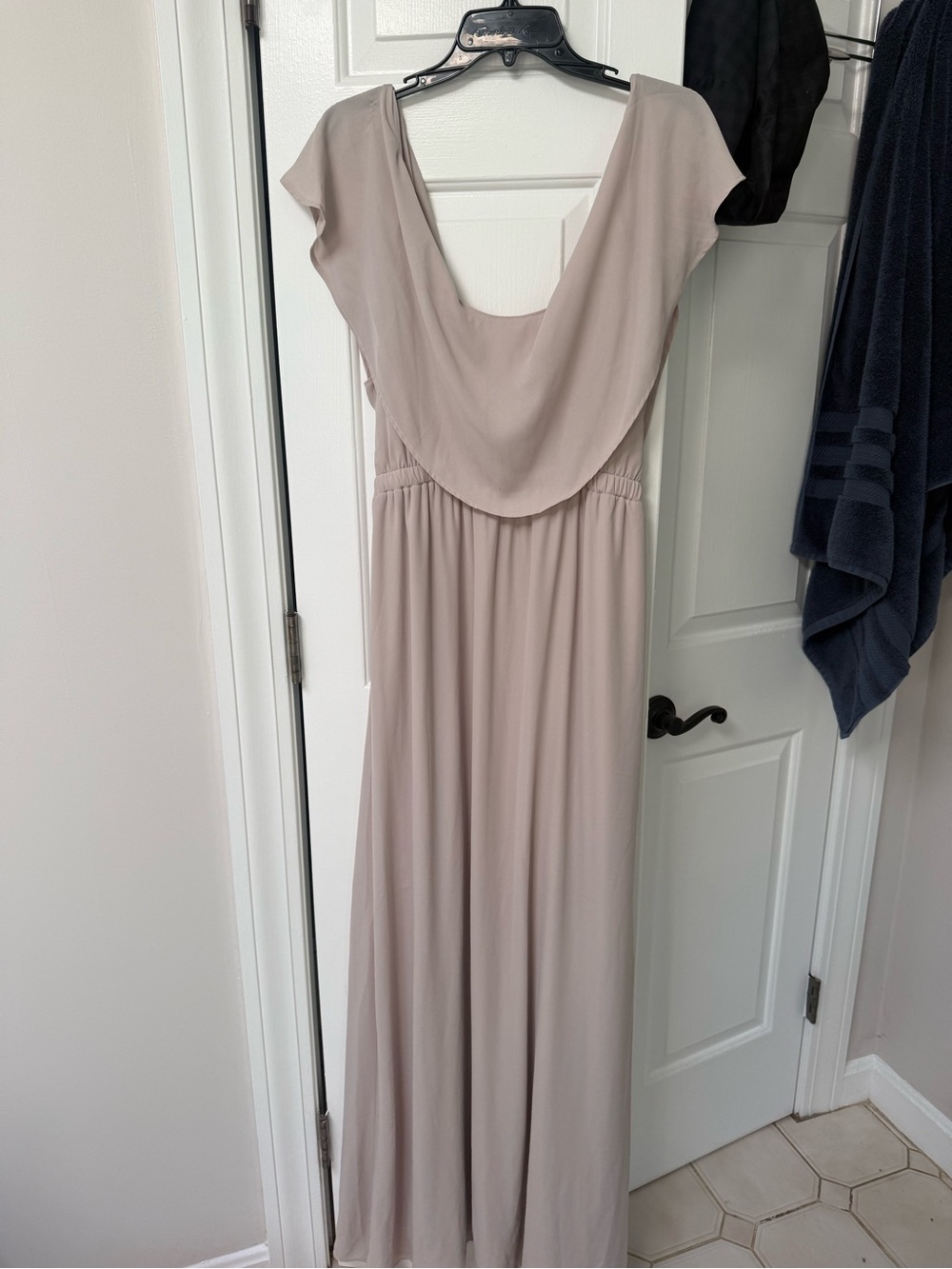 Show Me Your MuMu Cold-Shoulder Ruffle Maxi Dress Caitlin Ruffle - Picture 6 of 6